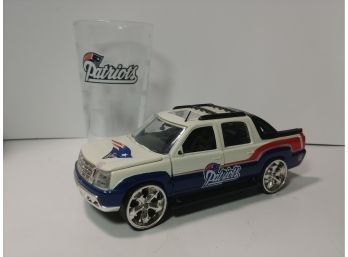 Ertl 2002 Diecast Cadillac Escapade Decorated With Patriots Logos No Tailgate) Patriots Drinking Glass