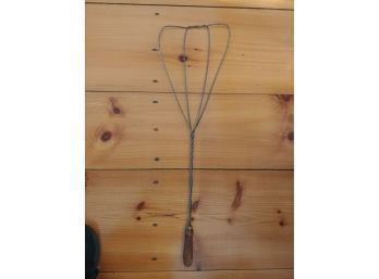 Antique Bent Wire Rug Beater With Wooden Handle