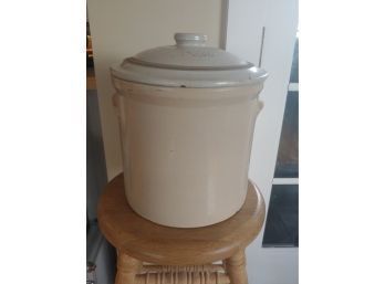 2 Gallon Stoneware Crock With Lid