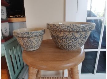 Two Robinson Ransbottom Spongeware Mixing Bowls