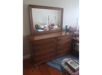 Vermont Winooski Furniture 8 Drawer Maple Chest With Mirror