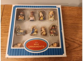 Miniature Nativitiy Ornement Set