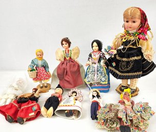 Large Lot Of Vintage Dolls