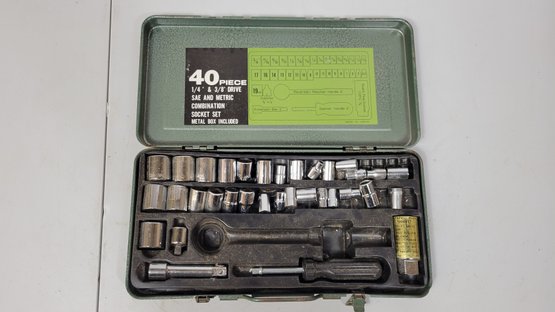 40 Piece Drive Sae And Metric Combination Socket Set Metal Box