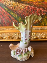 Capodimonte? Cornucopia Vase With Gold Trim And Flowers