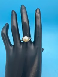 14k White Gold Cultured Pearl And Diamond Ring Size 8