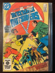 DC Comics BATMAN AND THE OUTSIDERS #12 Jul 1984