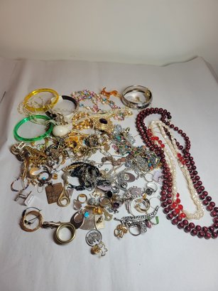 Asst Costume Jewelry Lot 103