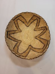 Authentic Handmade Native American Yavapai Vintage Basket