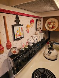 Items Above Stove As Shown