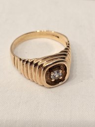 10k Gold Men's Ring With Diamond