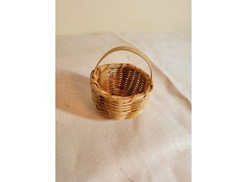 Tiny Basket By Marilyn Woli