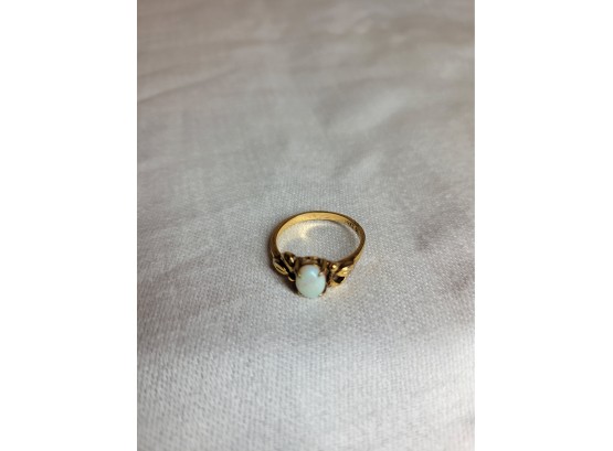 14k Gold Ring With Opal