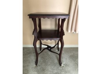 Lamp/accent Table