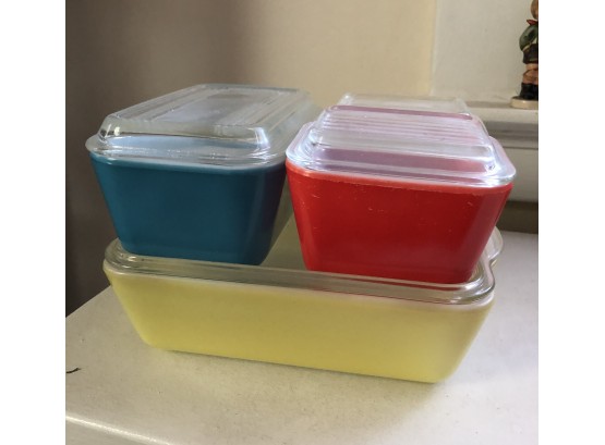 Pyrex Covered Refrigerator Dishes - Primary