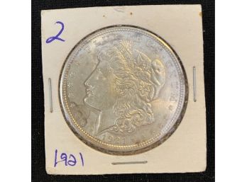 1921 -  Dollar Morgan Coin (2)