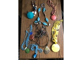 Costume Jewelry Necklaces - Yellow/turquoise