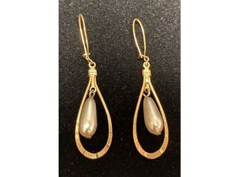14K & Pearl Drop Earrings - 2' - 2.2g