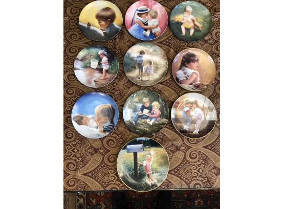 10 Children's Collector Plates (1)