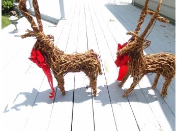 Pair Wood Reindeer