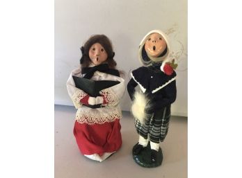Byers Choice Two Carolers