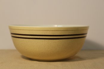 Vintage Pyrex- 'Speckled Line' #404 Mixing Bowl