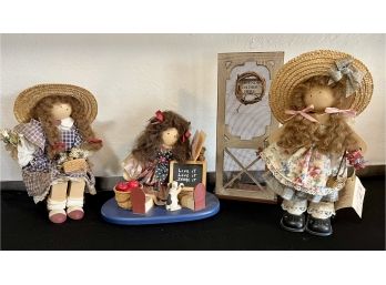 VTG Longaberger Lizzie High Dolls 1998 Daisy Mae, Laura, Chelsea And A Screen Door Decoration.