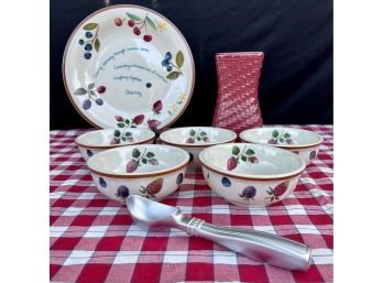 Longaberger Berry Dishes Inc. Vase, Bowls And Ice Cream Scoop