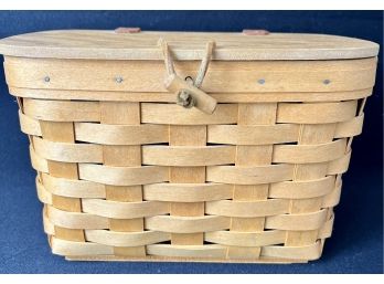 1998 Longaberger Sewing/picnic Basket Signed And Dated