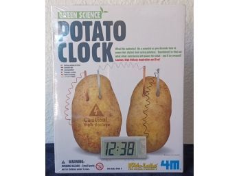 NIB Green Science Potato Clock