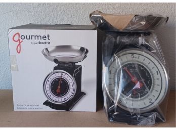 Gourmet Retro Mechanical Kitchen Scale With Bowl By Starfrit