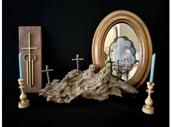 Nice Lot With 3 Crosses In Driftwood, Marriage Cross Plaque, Candles In Wooden Holders, Mirror With Picture