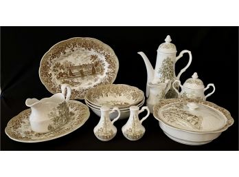 A Great Collection Of Serving Pieces Fine China By Romanic England Derbyshire Haddon Hall