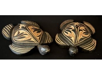 Wonderful Carved Wooden Sea Turtles