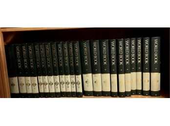 Complete Set Of The World Book Encyclopedia 1990 With World Book Atlas
