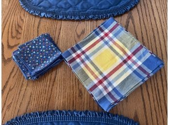 Set Of 8 Reversible Placemats With At Least 4 Of Each Floral & Plaid Cloth Napkins