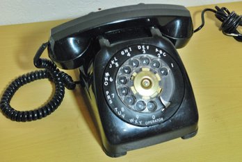 Vintage Automatic Electric Table Top Telephone