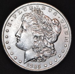 1885-O Morgan Silver Dollar UNCIR  Nice Coin! Full Chest Feathers (tam38)