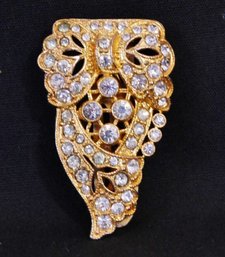 Vintage R DeRosa Rhinestone Fur Clip Jewelry Brooch Gold Tone NICE!!!