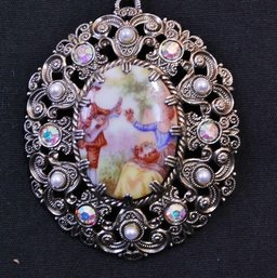 Vintage Necklace W HP Porcelain Cameo Pendant & Aurora Borealis PEARL GERMANY