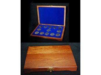 Collection Of 13  1976 Kennedy Half Dollars In Beautiful Solid Wood Presentation / Display Case / Box