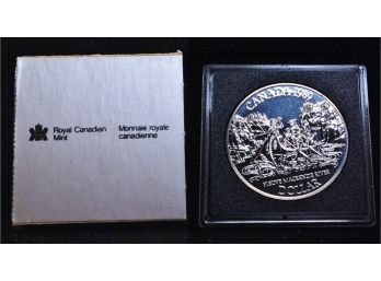 1989 Canadian Silver Dollar Royal Canadian Mint Case FLEUVE MACKENZIE RIVER Uncirc Coin (rnt7)