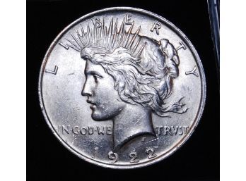 1922 Peace Dollar In Plastic Holder Case 90 Percent Silver Brilliant Uncirculated BU Lustrous NICE!  (LLacv2)