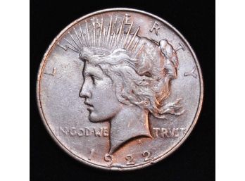 1922 Peace Dollar 90 Percent Silver  XF (6az9)
