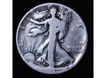 1941-D Walking Liberty Silver Half Dollar 90 Percent Silver BETTER DATE Very Nice (amj44)