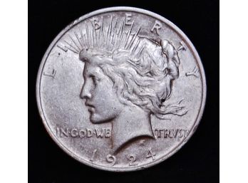 1924 Peace Silver Dollar 90 Percent Silver XF Plus (hme2)