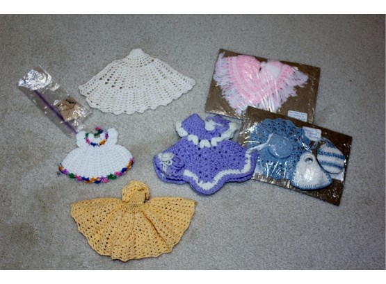 Crocheted Items - Barbie Size And Smaller, Hats, Purses, Dresses
