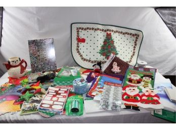 Christmas Miscellaneous Lot - New Rug, Sequin Welcome Sign, Bag, Tree Skirt, Puzzle