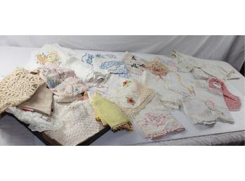 Vintage Tea Towels, Tablecloth, Potholders, Some Have Imperfections, Tears Or Stains