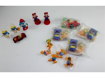 McDonalds Lot- 4 Smurfs, 2 Mario, 9 Garfields